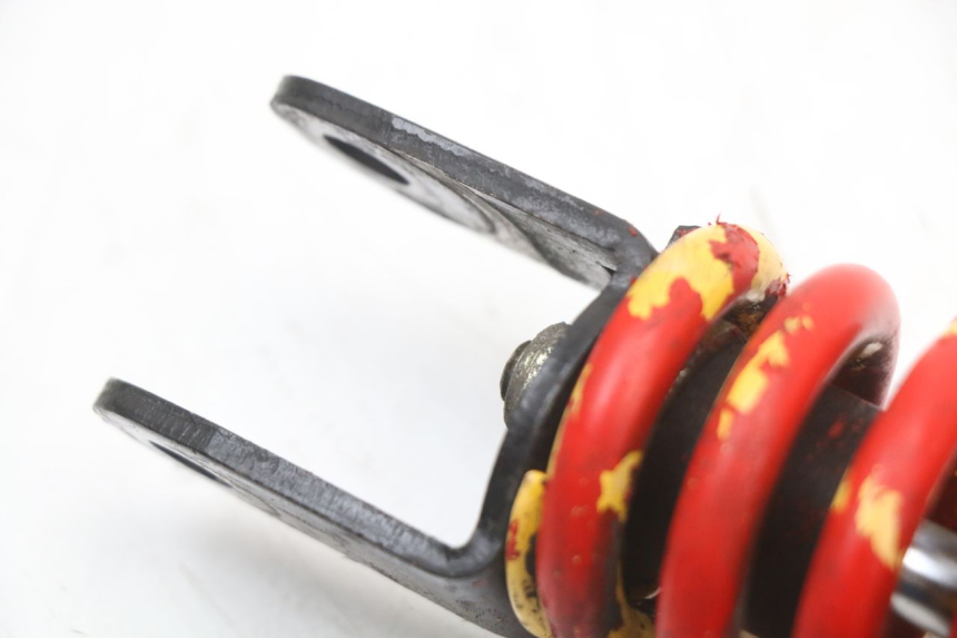 photo de AMORTIGUADOR TRASERO APRILIA SR CARB LC 2T 50 (2004 - 2012) - Primer plano técnico