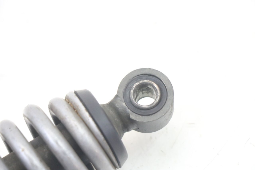 photo de AMORTIGUADOR TRASERO YAMAHA WHY 50 (1998 - 2000) - Primer plano técnico