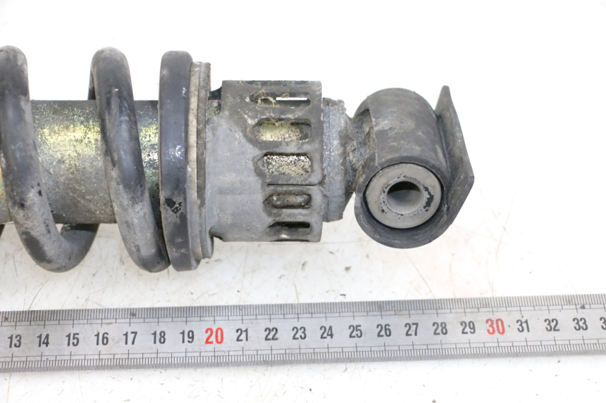 photo de AMORTIGUADOR TRASERO YAMAHA XJ600 XJ DIVERSION 600 (1992 - 1997) - Primer plano técnico