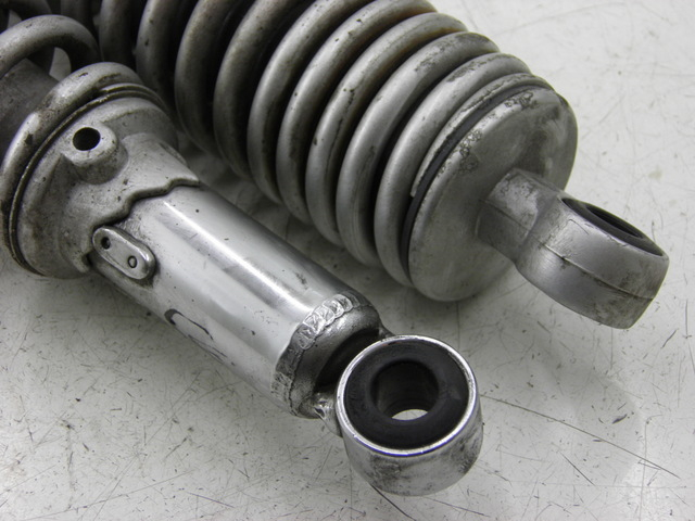 photo de AMORTIGUADOR TRASERO YAMAHA YBR CUSTOM 125 (2008 - 2010) - Detalle de la pieza