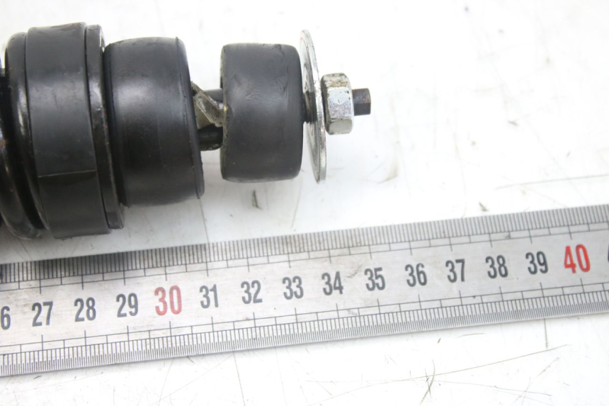 photo de AMORTIGUADOR TRASERO PIAGGIO ZIP 4T 50 (2018 - 2020) - Primer plano técnico