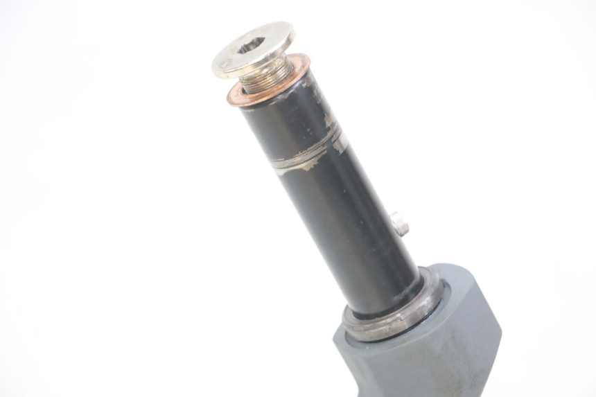 photo de AMORTIGUADOR DELANTERO PUNK ELECTRIC RIDER 1 - Detalles de los puntos de fijación