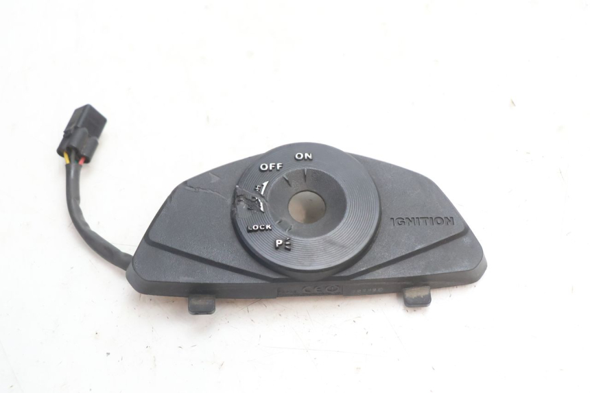 photo de ANTENA TRANSPONDEDOR SUZUKI GSR 600 (2005 - 2012) - Vista principal