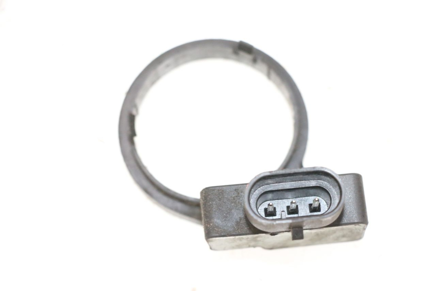 photo de ANTENA TRANSPONDEDOR PIAGGIO MP3 LT 400 (2007 - 2012) - Zoom estado de uso