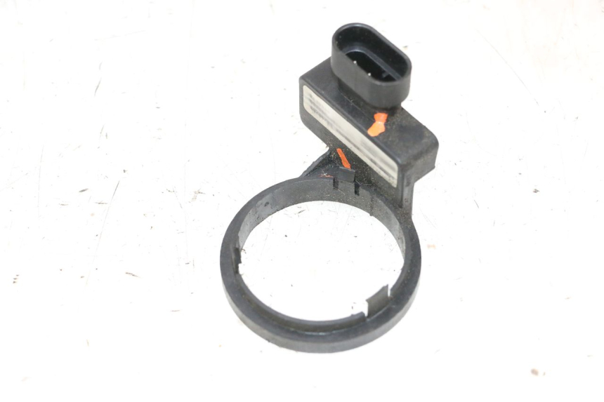 photo de ANTENA TRANSPONDEDOR PIAGGIO MP3 LT 400 (2007 - 2012) - Otra perspectiva