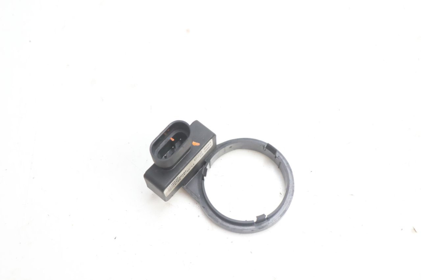 photo de ANTENA TRANSPONDEDOR PIAGGIO MP3 LT 400 (2007 - 2012) - Zoom estado de uso