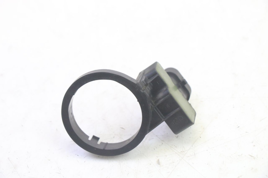 photo de ANTENA TRANSPONDEDOR PIAGGIO MP3 RL 250 (2006 - 2010) - Primer plano técnico