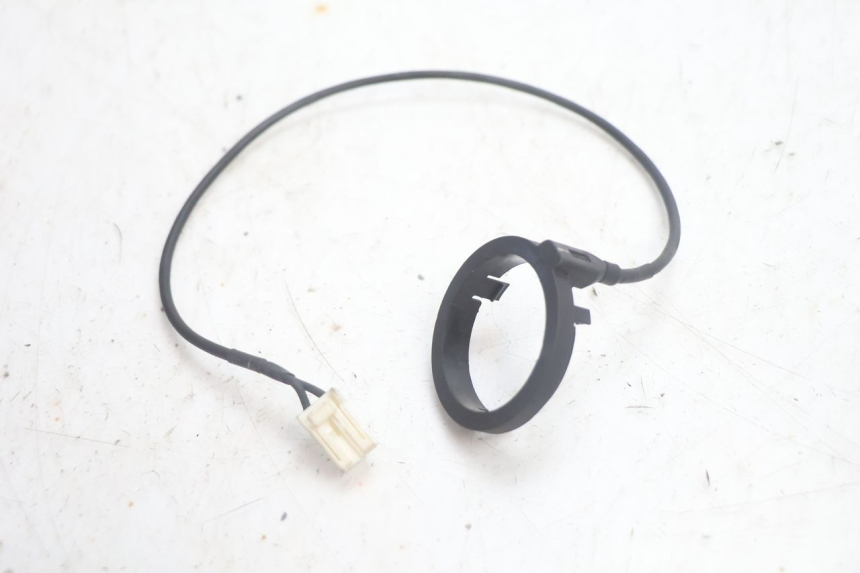 photo de ANTENA TRANSPONDEDOR PIAGGIO MP3 125 (2006 - 2014) - Vista principal