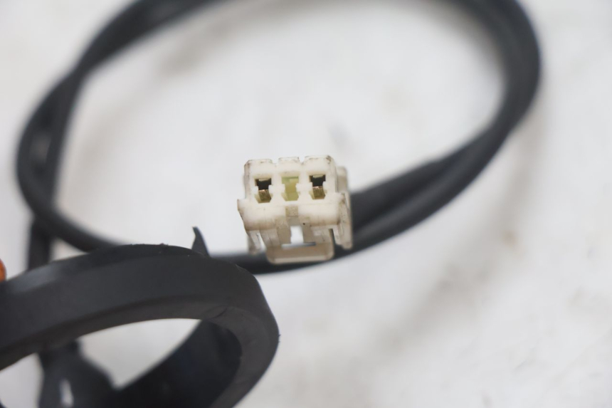 photo de ANTENA TRANSPONDEDOR PIAGGIO MP3 125 (2006 - 2014) - Vista general del producto