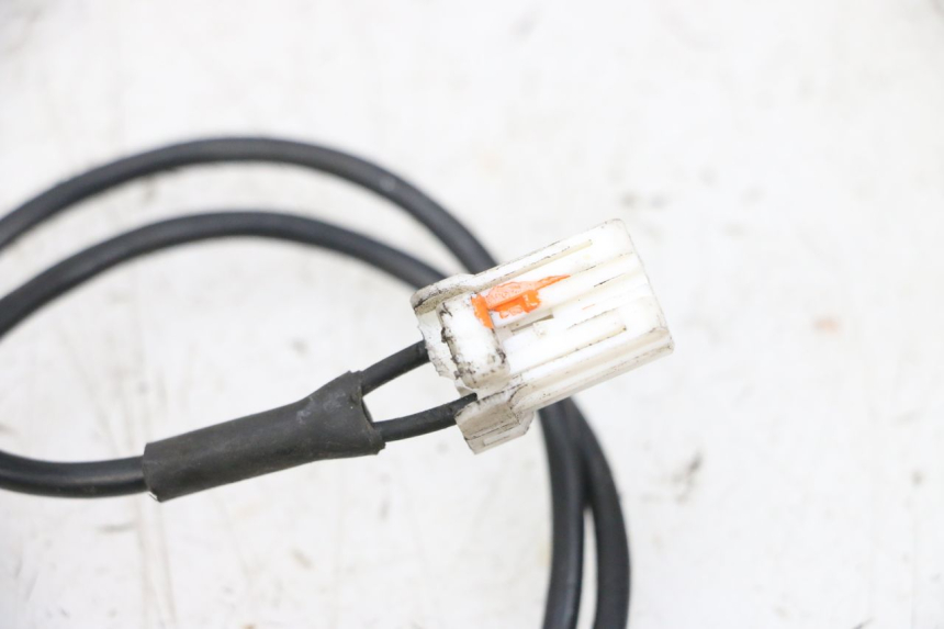 photo de ANTENA TRANSPONDEDOR PEUGEOT SATELIS 125 (2006 - 2009) - Primer plano técnico