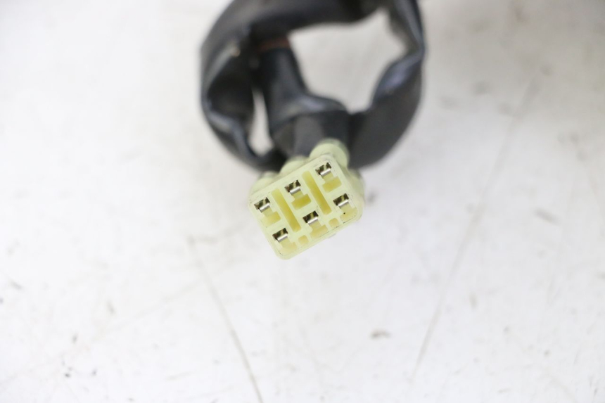 photo de ANTENA TRANSPONDEDOR YAMAHA X-MAX XMAX 125 (2010 - 2013) - Estado de la superficie y material