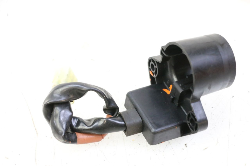 photo de ANTENA TRANSPONDEDOR YAMAHA X-MAX XMAX 125 (2010 - 2013) - Zoom estado de uso