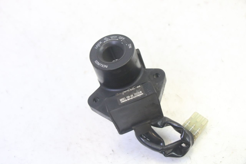 photo de ANTENA TRANSPONDEDOR YAMAHA X-MAX XMAX 250 (2006 - 2009) - Otra perspectiva