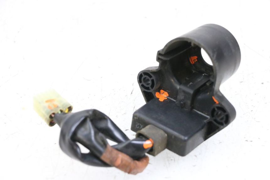 photo de ANTENA TRANSPONDEDOR YAMAHA X-MAX XMAX 125 (2010 - 2013) - Primer plano técnico