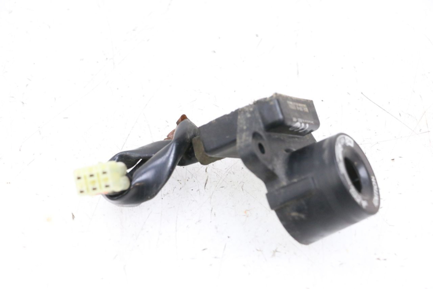 photo de ANTENA TRANSPONDEDOR YAMAHA X-MAX XMAX 125 (2010 - 2013) - Detalles de los puntos de fijación