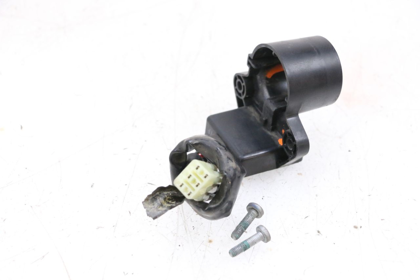 photo de ANTENA TRANSPONDEDOR YAMAHA XMAX X-MAX 125 (2006 - 2009) - Zoom estado de uso