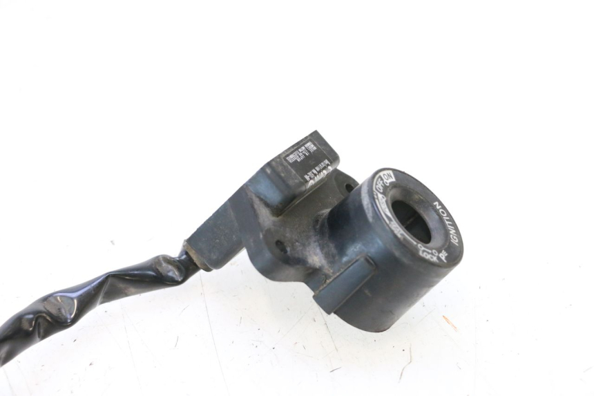 photo de ANTENA TRANSPONDEDOR YAMAHA X-MAX XMAX 125 (2010 - 2013) - Zoom estado de uso