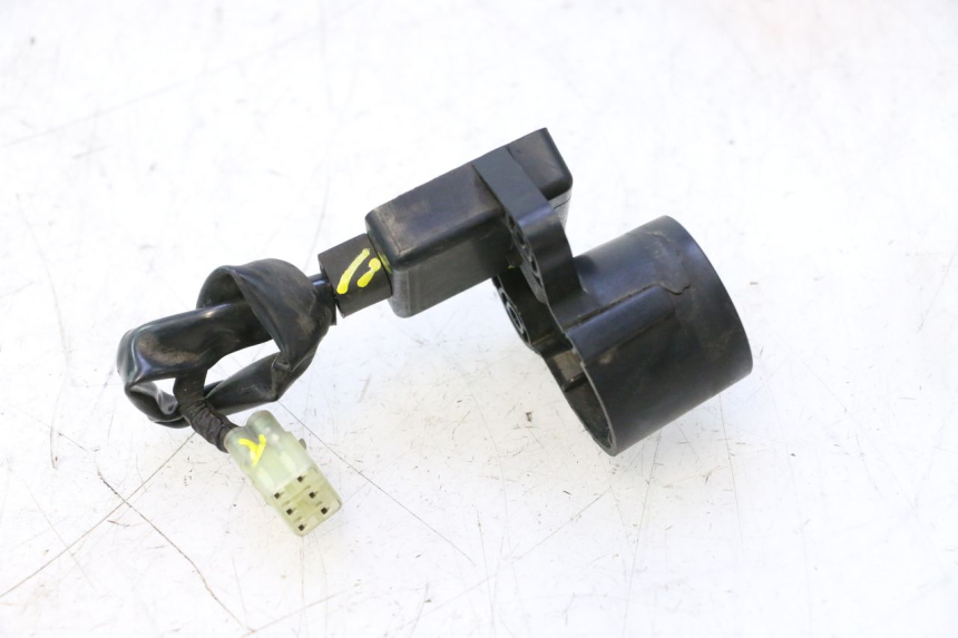 photo de ANTENA TRANSPONDEDOR YAMAHA XMAX X-MAX 125 (2006 - 2009) - Otra perspectiva