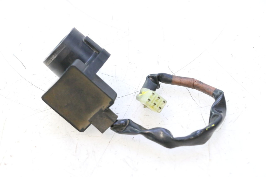 photo de ANTENA TRANSPONDEDOR YAMAHA X-MAX XMAX 125 (2010 - 2013) - Zoom estado de uso