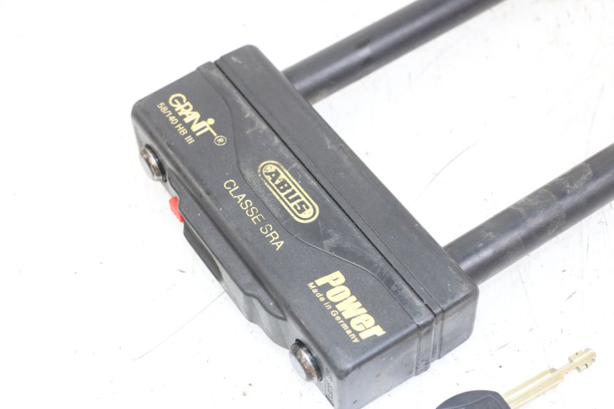 photo de ANTIRROBO PIAGGIO NEW TYPHOON 50 (2010 - 2017) - Otra perspectiva