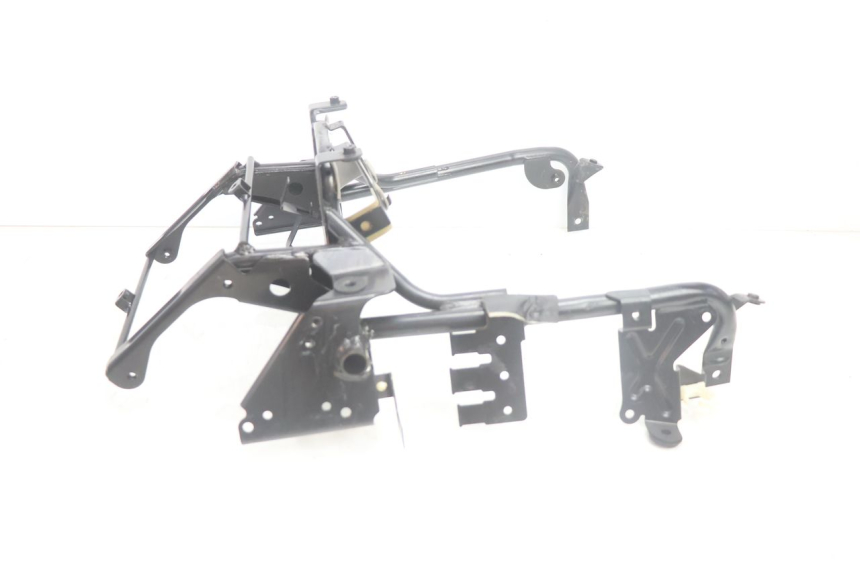 photo de CARENADO FRONTAL ARA SUZUKI BURGMAN EXECUTIVE ABS 650 (2006 - 2012) - Zoom estado de uso