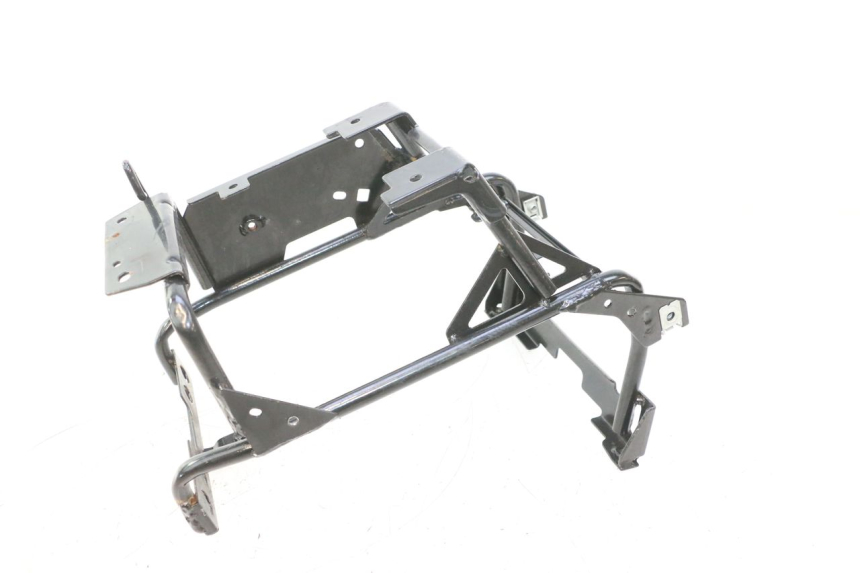 photo de CARENADO FRONTAL ARA PEUGEOT CITYSTAR 2T 50 (2018 - 2021) - Primer plano técnico