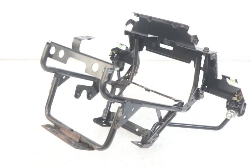 photo de ARAÑA FRONTAL PEUGEOT CITYSTAR AIR 125 (2014 - 2017) - Detalle de la pieza