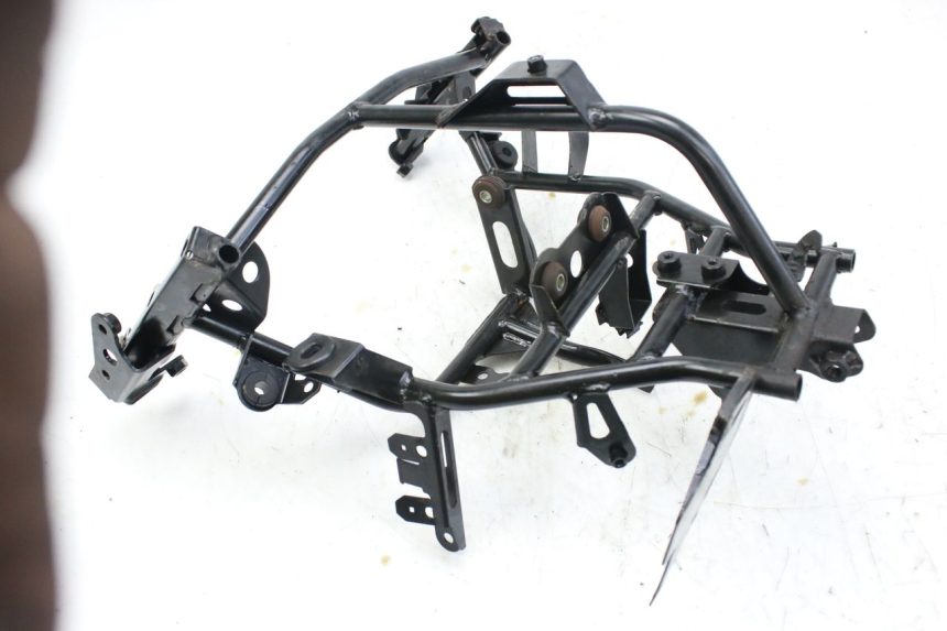 photo de ARAÑA FRONTAL HONDA FES S-WING SWING ABS 125 (2007 - 2015) - Otra perspectiva