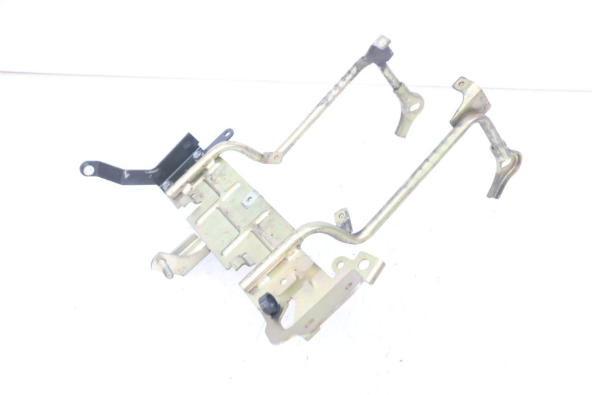 photo de CARENADO FRONTAL ARA PEUGEOT JET FORCE CARBU 50 (2003 - 2016) - Otra perspectiva