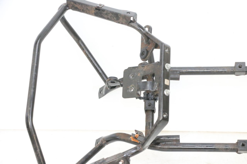 photo de CARENADO FRONTAL ARA PIAGGIO MP3 RL 250 (2006 - 2010) - Zoom sobre los componentes