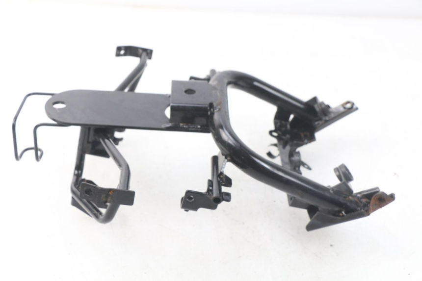 photo de CARENADO FRONTAL ARA MBK MW TRYPTIK 125 (2017 - 2022) - Detalles de los puntos de fijación