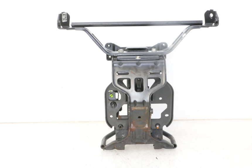 photo de CARENADO FRONTAL ARA PEUGEOT SATELIS 125 (2013 - 2018) - Detalle de la pieza