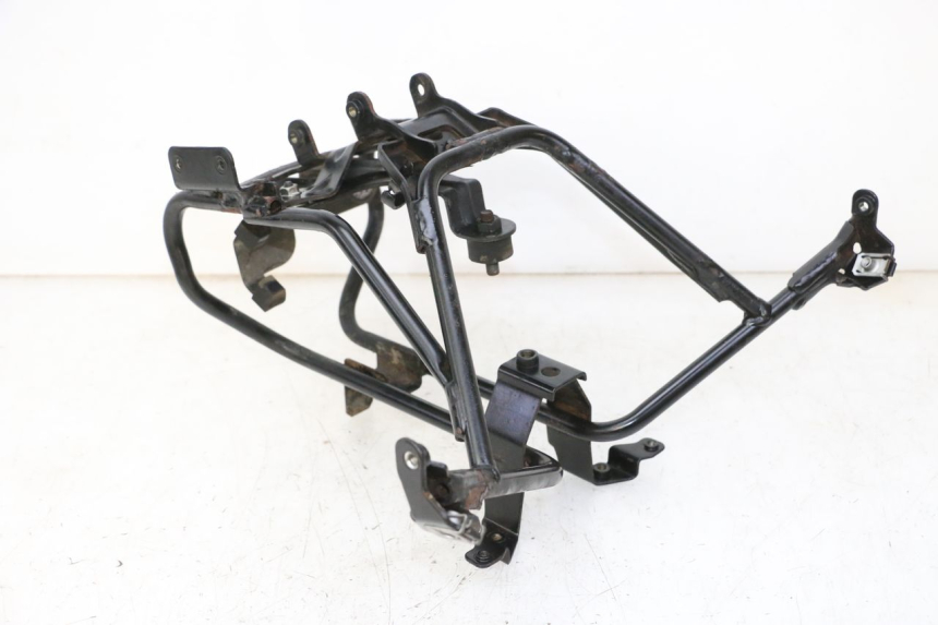 photo de CARENADO FRONTAL ARA PEUGEOT SATELIS 125 (2006 - 2009) - Primer plano técnico