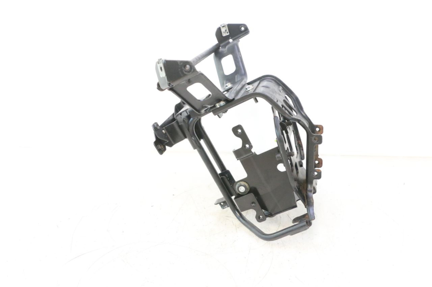 photo de CARENADO FRONTAL ARA PEUGEOT SATELIS 125 (2013 - 2018) - Primer plano técnico