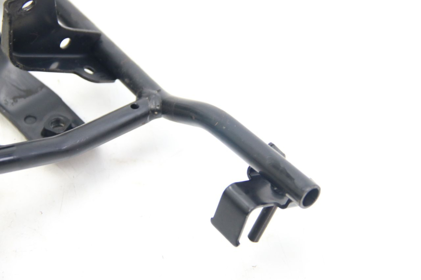 photo de ARAÑA FRONTAL SUZUKI SIXTEEN 125 (2008 - 2010) - Zoom estado de uso