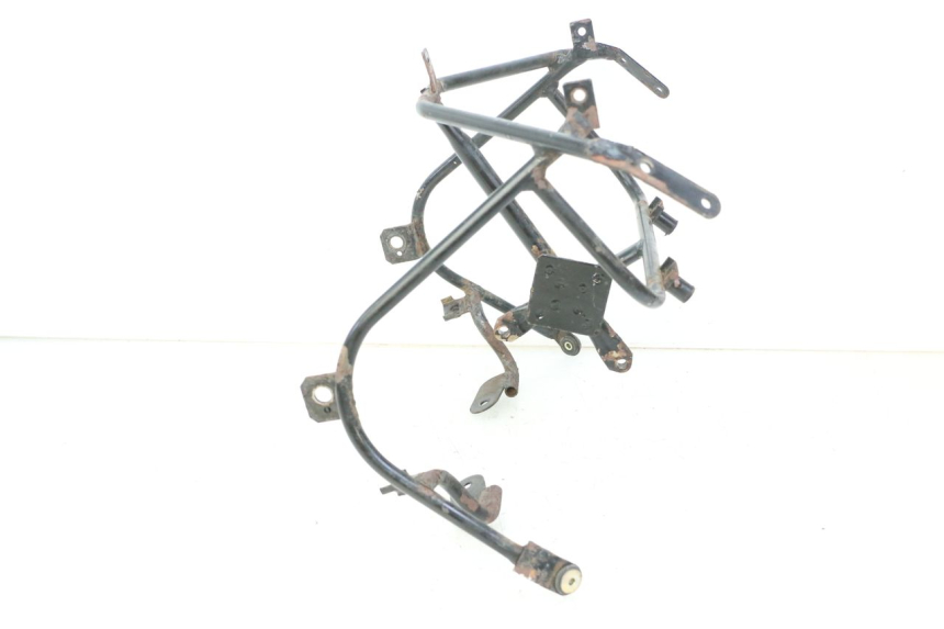 photo de CARENADO FRONTAL ARA TRIUMPH SPRINT 900 (1995 - 1998) - Primer plano técnico