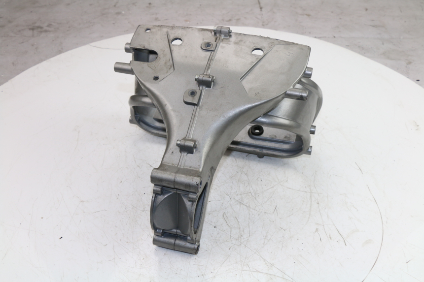 photo de CARENADO FRONTAL ARA DUCATI ST3 992 (2006 - 2008) - Detalle de la pieza