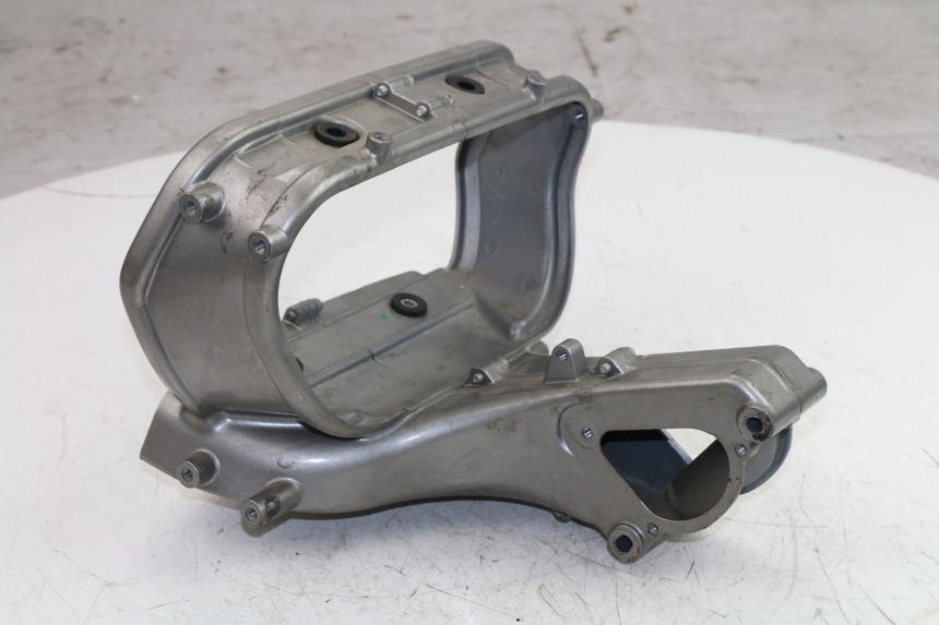 photo de CARENADO FRONTAL ARA DUCATI ST3 992 (2006 - 2008) - Primer plano técnico