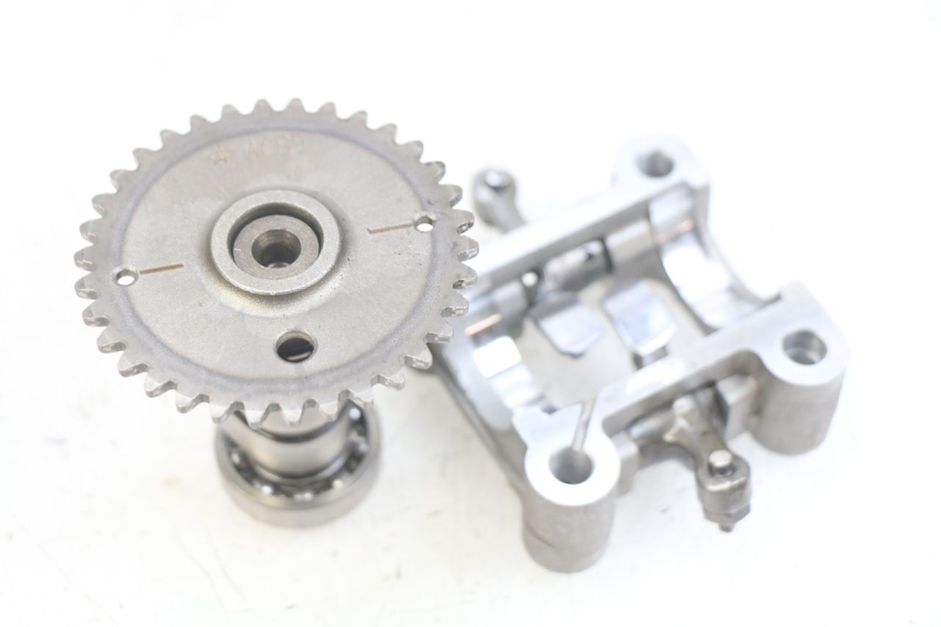 photo de ÁRBOL DE LEVAS KYMCO AGILITY 16+ 4T 50 (2018 - 2023) - Zoom estado de uso