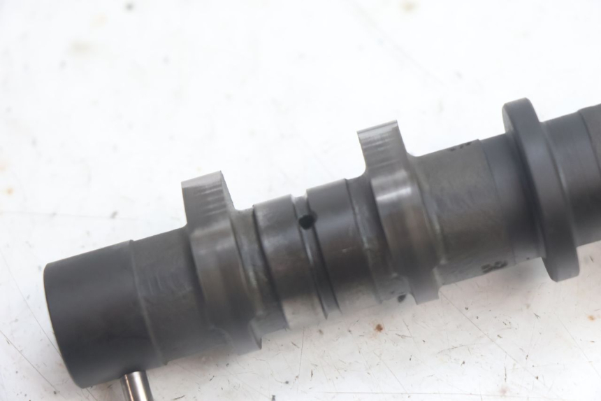 photo de ARBOL LEVAS SUZUKI BURGMAN EXECUTIVE ABS 650 (2006 - 2012) - Primer plano de alta resolución