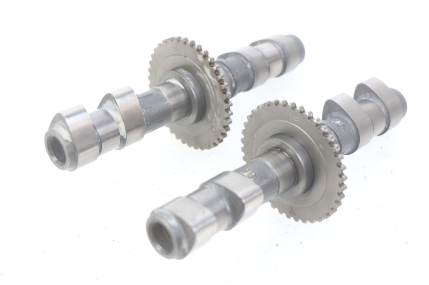 photo de ÁRBOL DE LEVAS HONDA CBF 500 (2004 - 2007) - Estado de la superficie y material