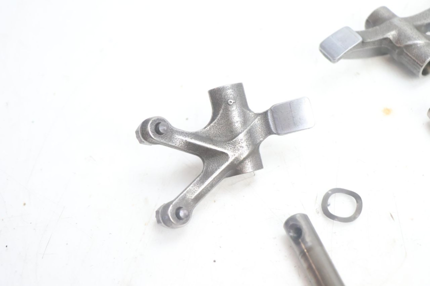 photo de ARBOL LEVAS SUZUKI DR S 600 (1985 - 1989) - Vista general del producto