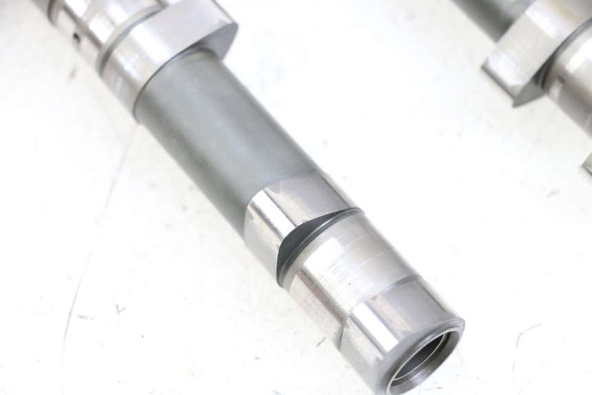 photo de ÁRBOL DE LEVAS YAMAHA FJR ABS 1300 (2006 - 2012) - Estado de la superficie y material