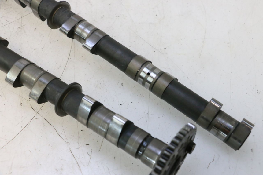 photo de ARBOL LEVAS YAMAHA FJR 1300 (2001 - 2005) - Zoom estado de uso