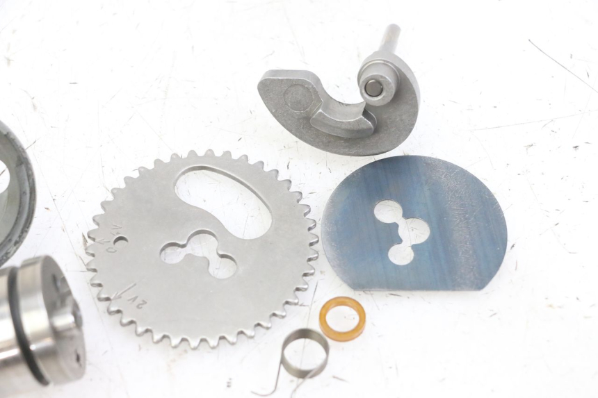 photo de ARBOL LEVAS PIAGGIO MP3 LT 300 (2010 - 2016) - Detalles de los puntos de fijación