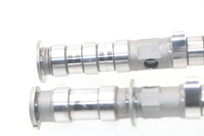 photo de ARBOL LEVAS YAMAHA TDM ABS 900 (2002 - 2014) - Primer plano de alta resolución