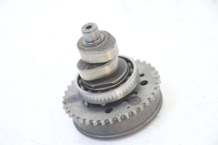 photo de ARBOL LEVAS YAMAHA XMAX X-MAX 125 (2006 - 2009) - Primer plano técnico