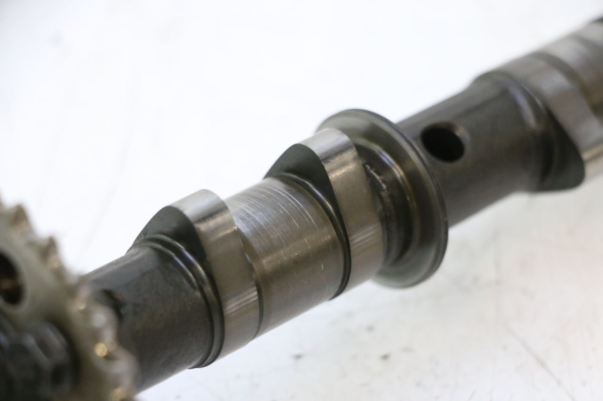photo de ARBOL LEVAS INTAKE YAMAHA YZF R GENESIS 750 (1993 - 1998) - Detalles de los puntos de fijación