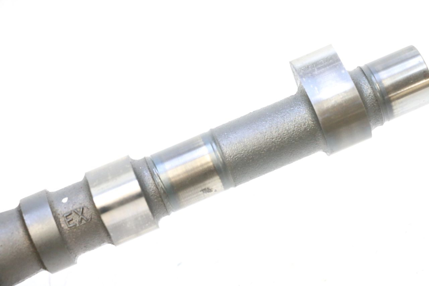 photo de ARBOL LEVAS INTAKE KAWASAKI ZR7 ZR-7 S 750 (1999 - 2004) - Primer plano técnico