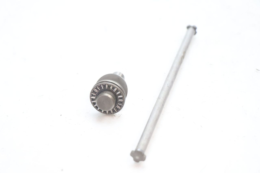 photo de EMBRAGUE EJE SUZUKI GSF N BANDIT 1200 (2001 - 2005) - Primer plano técnico